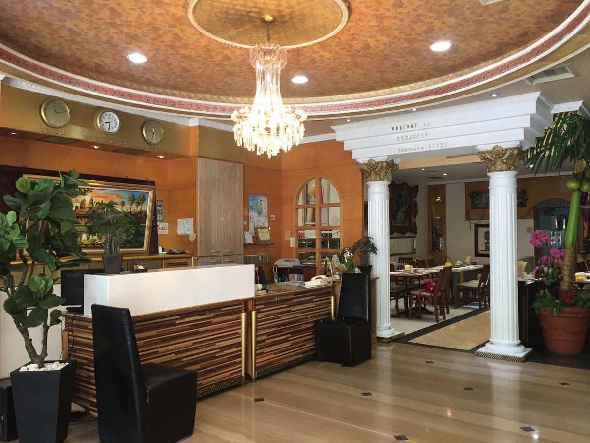 Berkeley Business Hotel Zhongzheng Hsinchu Esterno foto