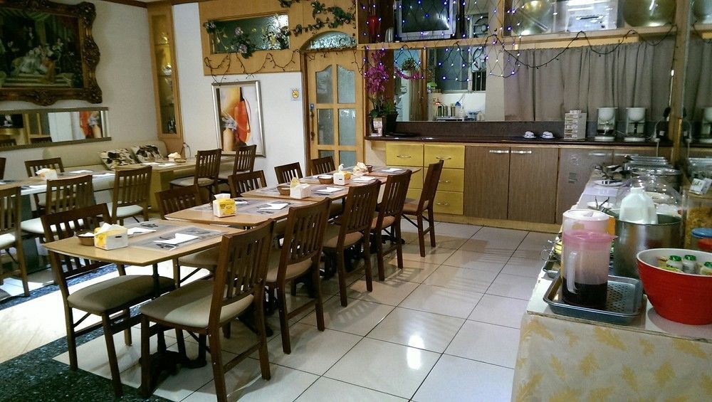 Berkeley Business Hotel Zhongzheng Hsinchu Esterno foto