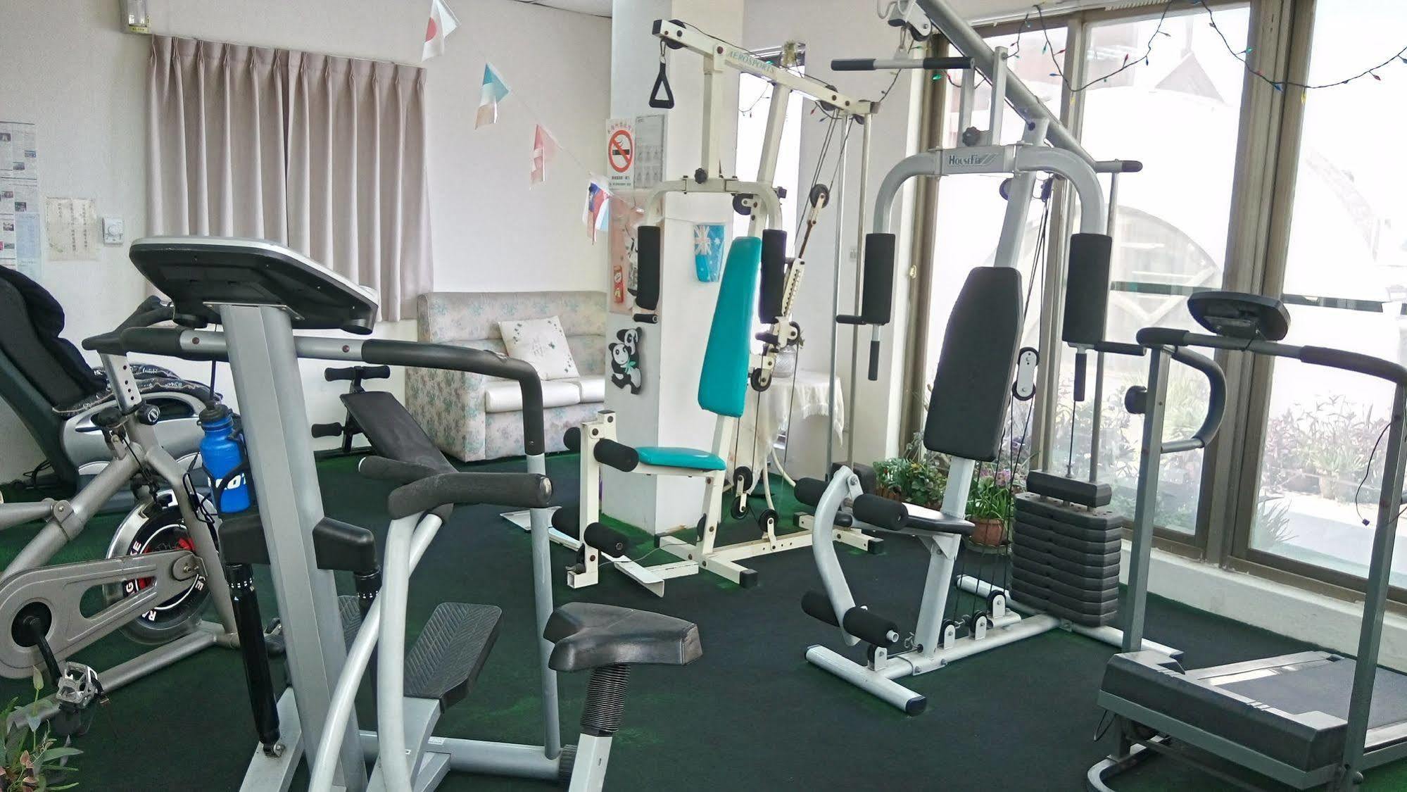 Berkeley Business Hotel Zhongzheng Hsinchu Esterno foto