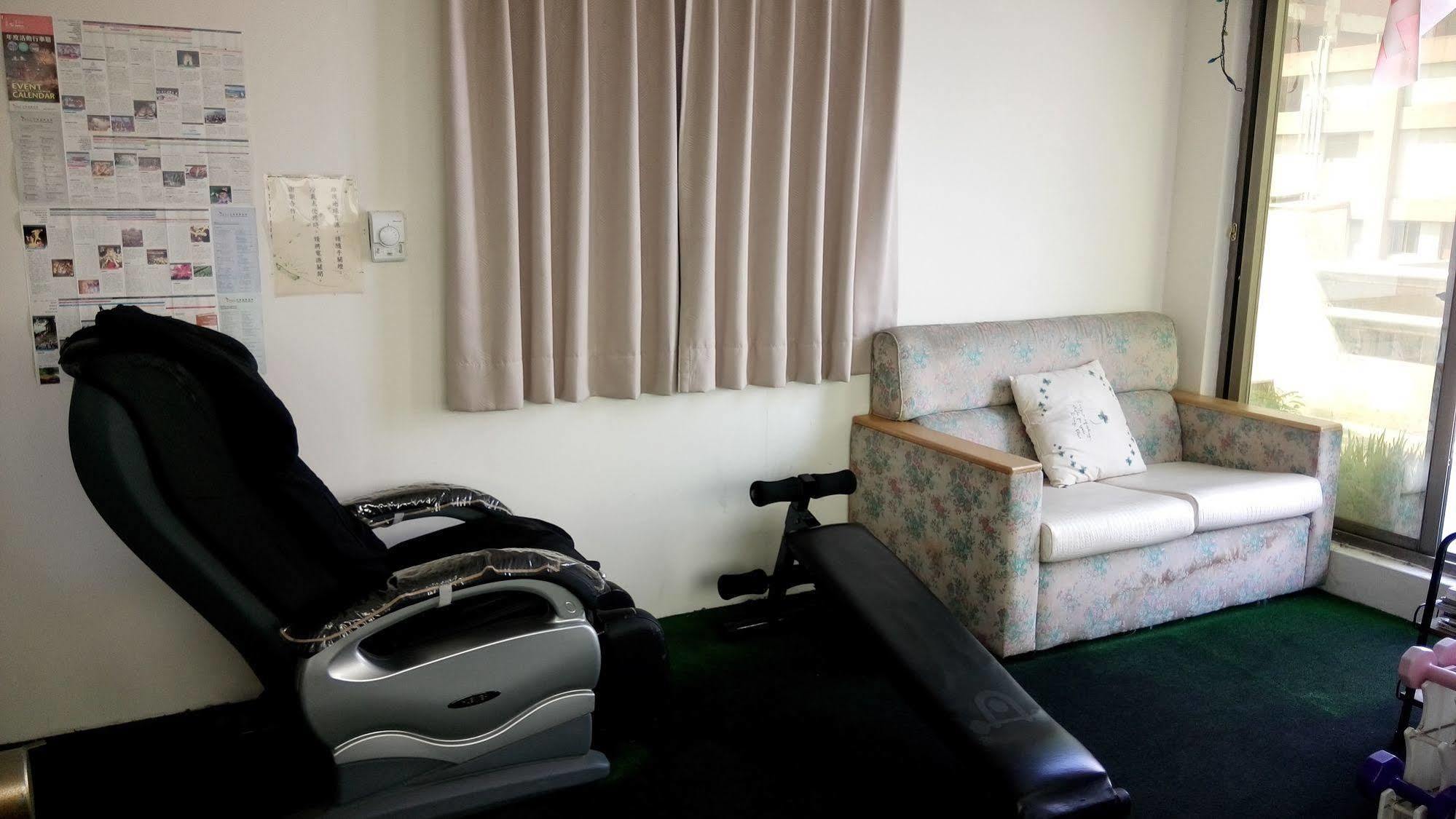 Berkeley Business Hotel Zhongzheng Hsinchu Esterno foto