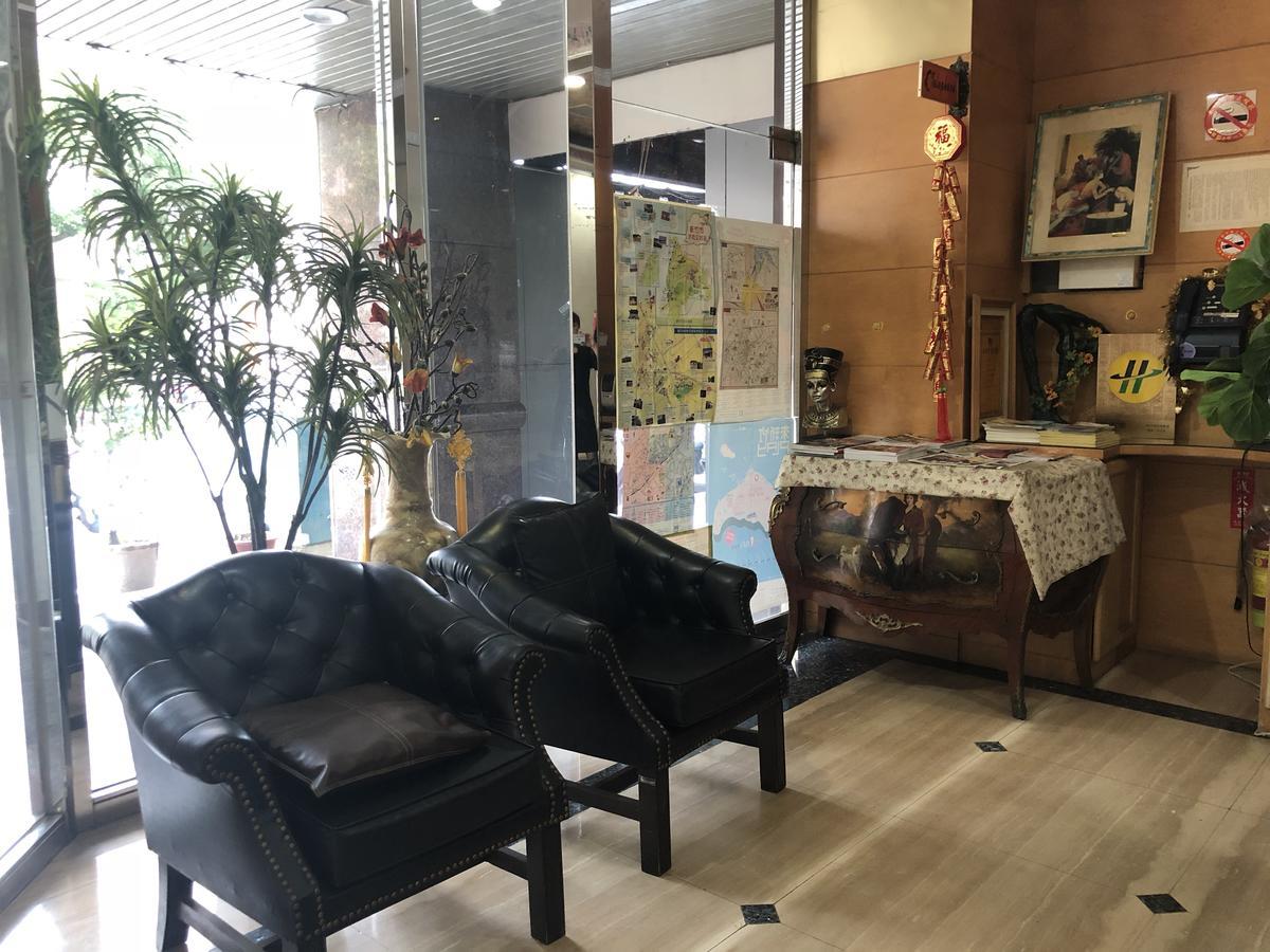 Berkeley Business Hotel Zhongzheng Hsinchu Esterno foto